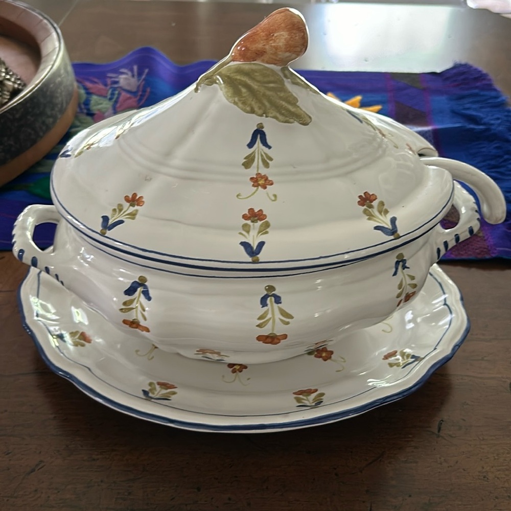 Cantagalli Soup with Ladle NEW